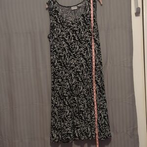 Chico's Black and White Swirl Midi Dress